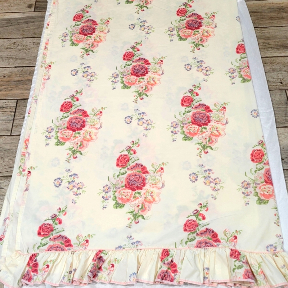 Laura Ashley  Twin Flat Sheet Peonies floral print